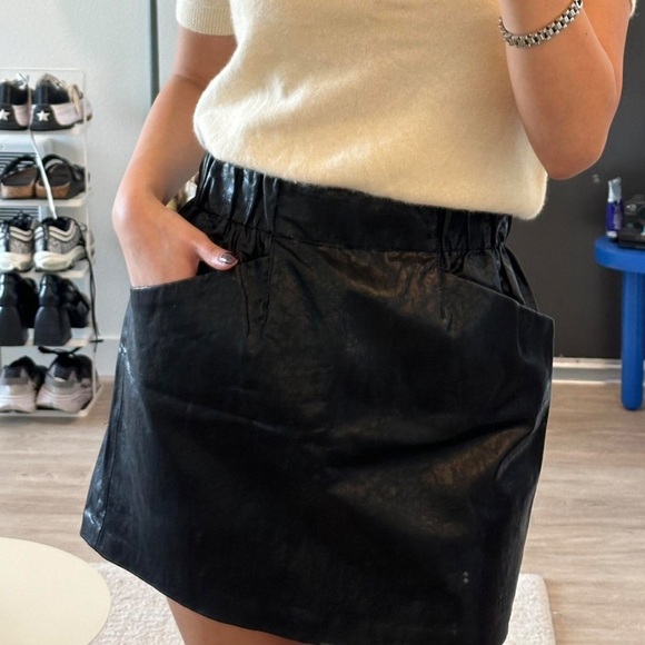 Zara Black faux Leather Skirt XS - Picture 4 of 4